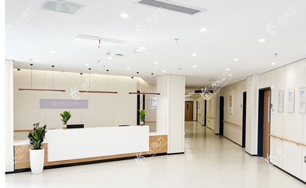 南昌红谷滩普瑞眼科医院隶属于上市公司普瑞眼科集团